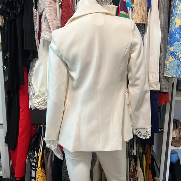 FENDAS White Pantsuit w Lace Design Trim 34/XS - Picture 15 of 16